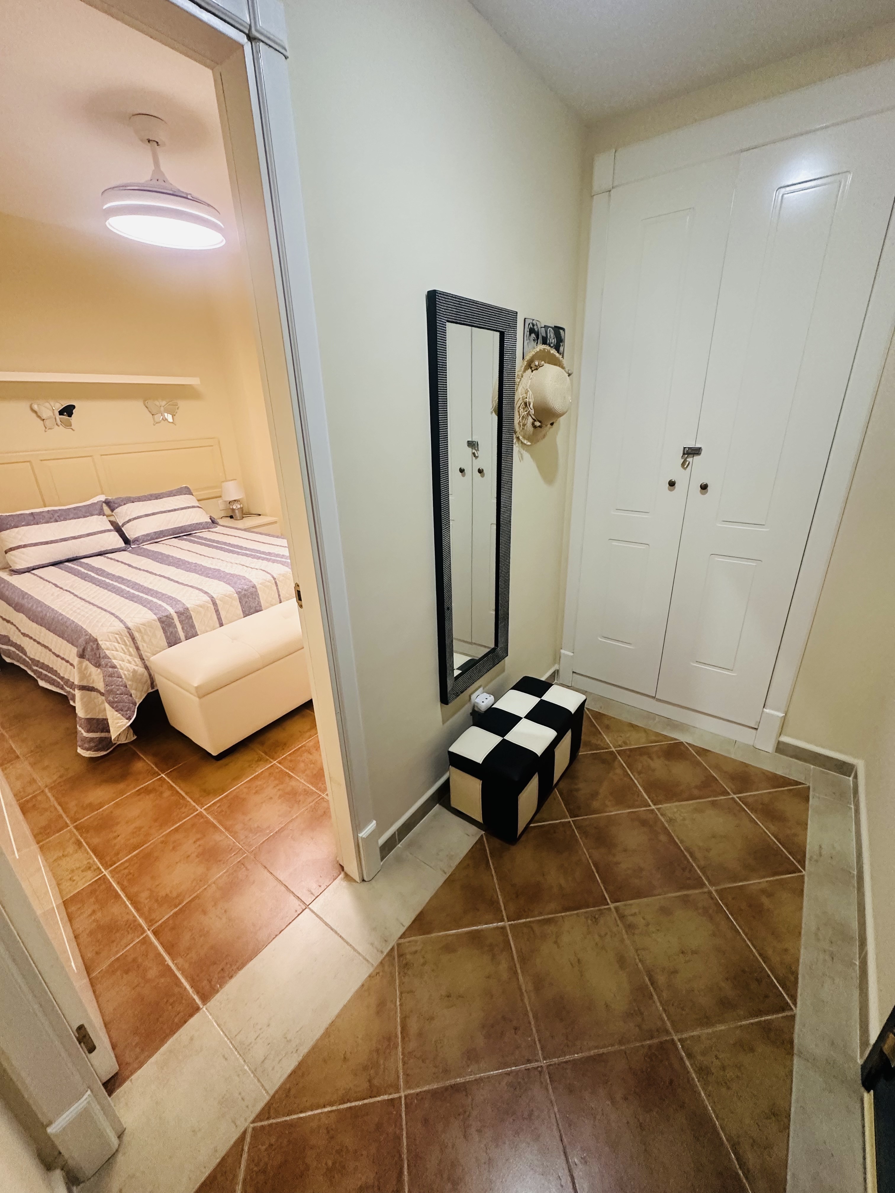 Alquiler Apartamento Punta Del Moral en Primera Línea Playa. foto 2