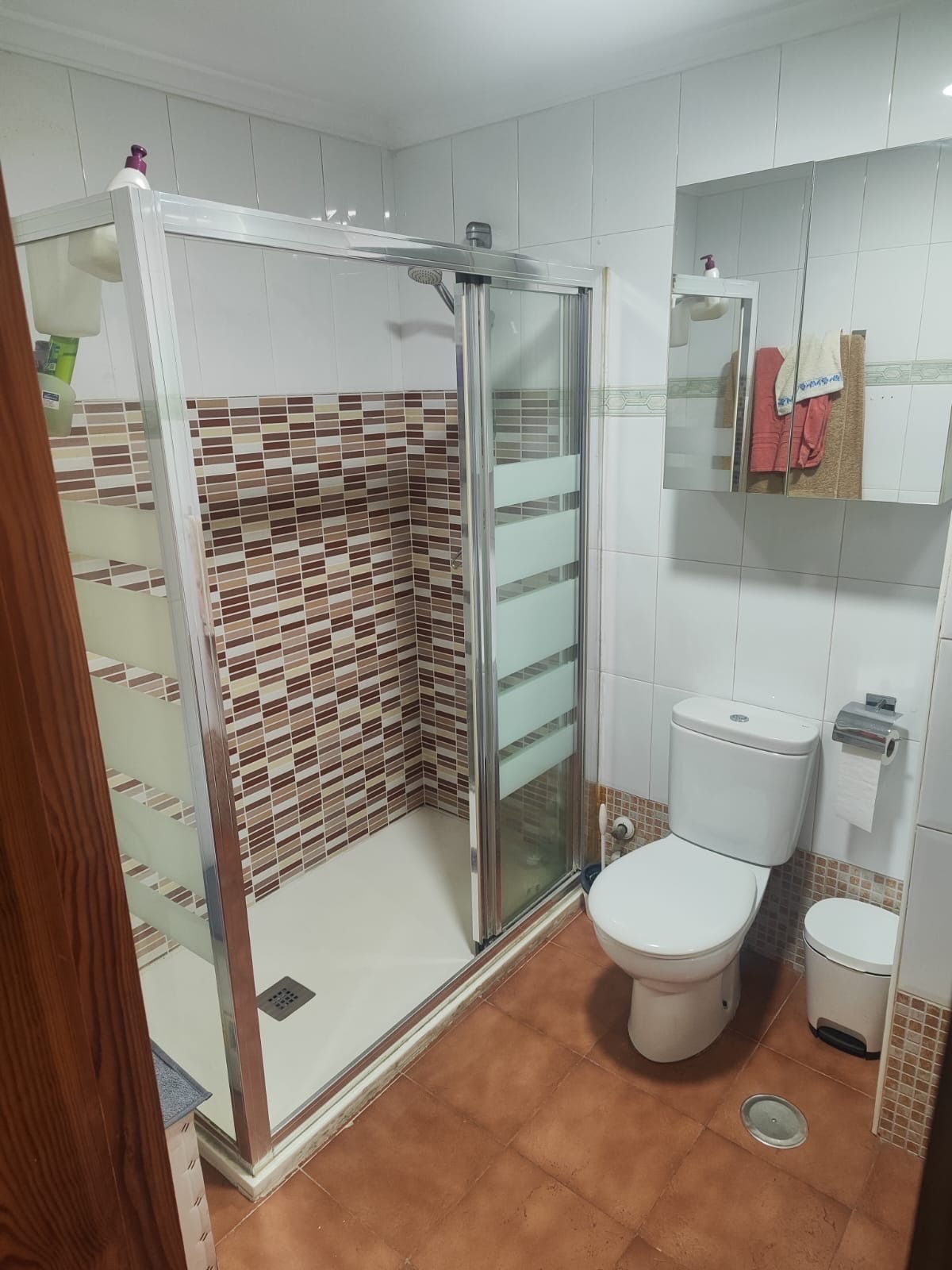 Se alquila  piso de 84 m² situado en el barrio de la Princesa, una de las zonas más demandadas de Málaga por su excelente ubicación y todos los servicios a su alcance. foto 9