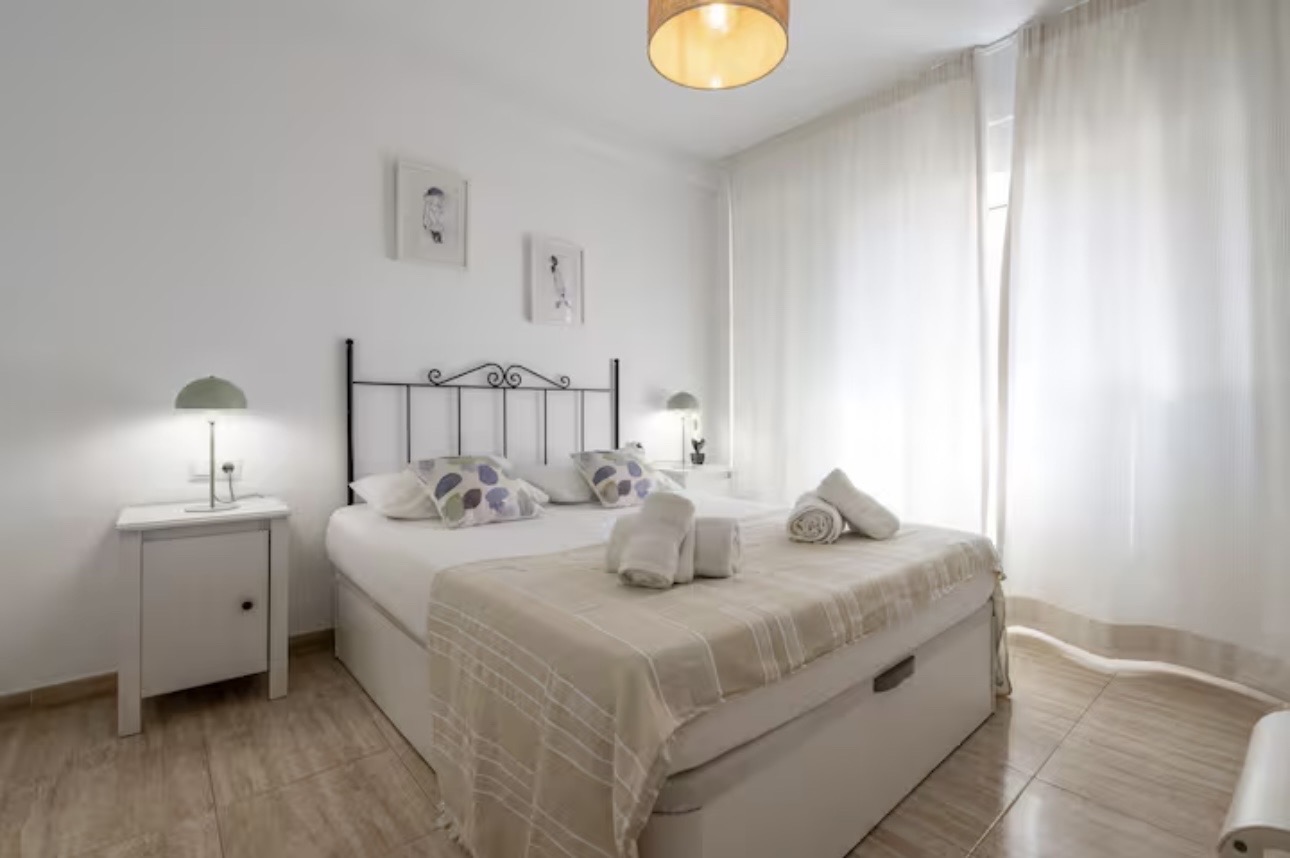 Piso de tres habitaciones en Marbella foto 5