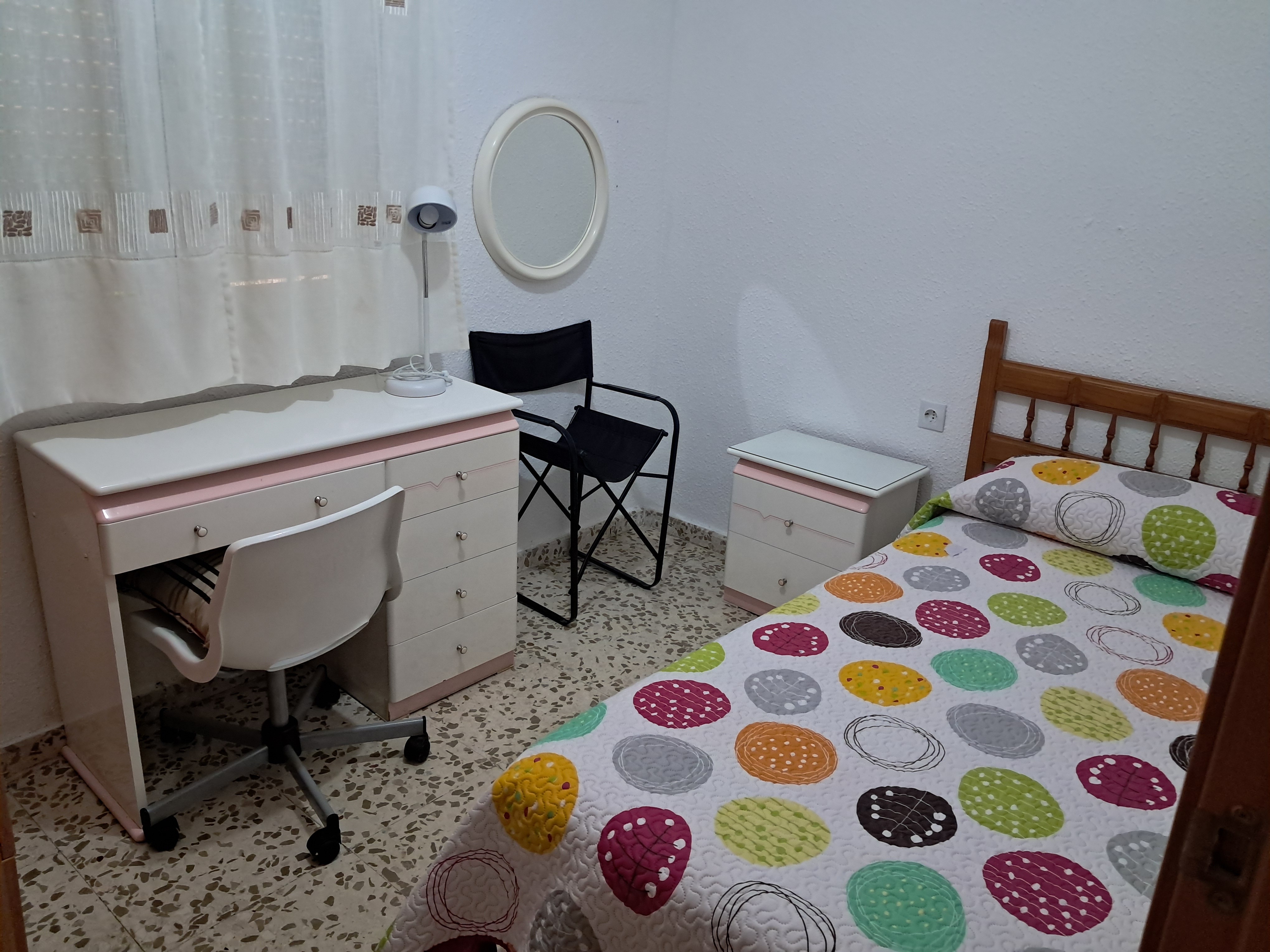 Piso por habitaciones en Calle Sefarad, Jaén foto 10