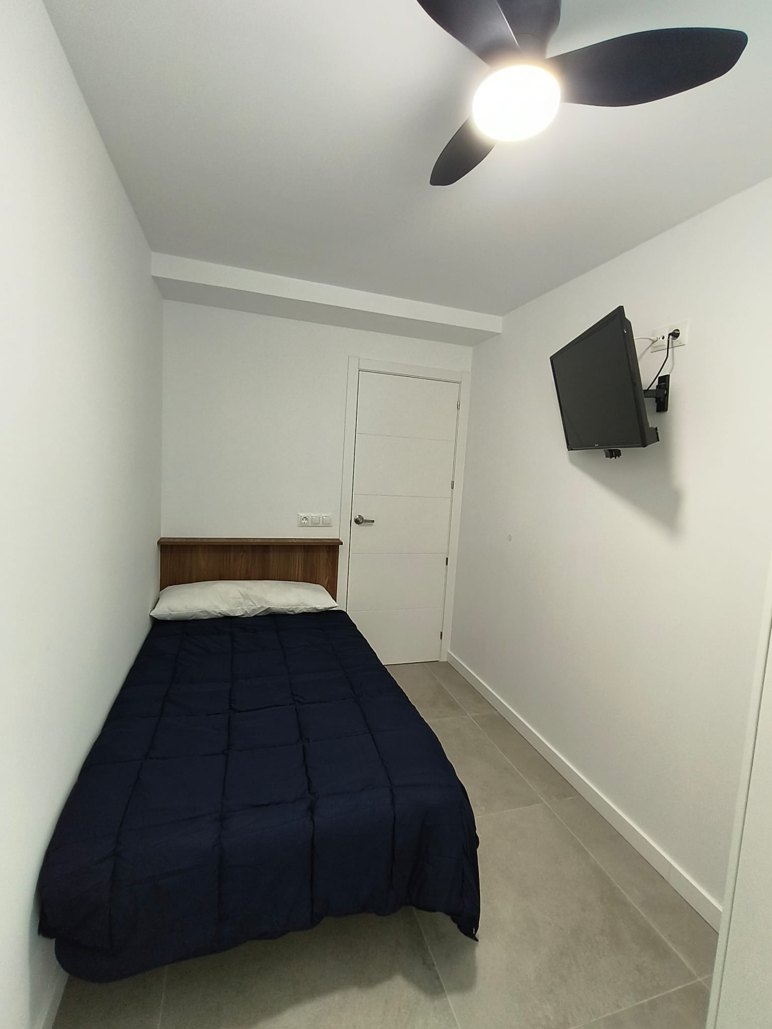 Habitación en piso compartido con todo incluido foto 9