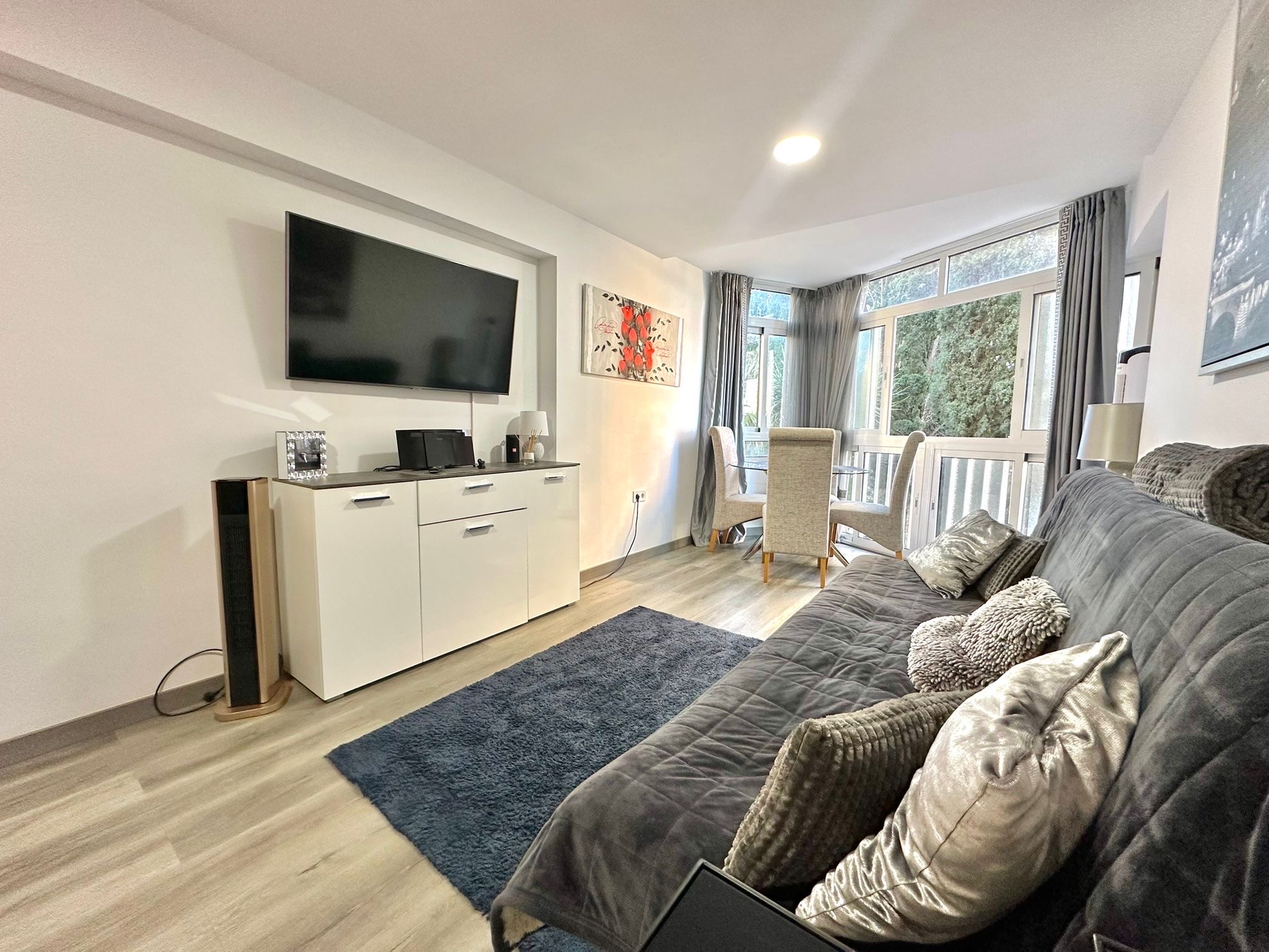 Alquiler piso en Arroyo de la Miel (Benalmádena ). Precio solo para compañeros . foto 8