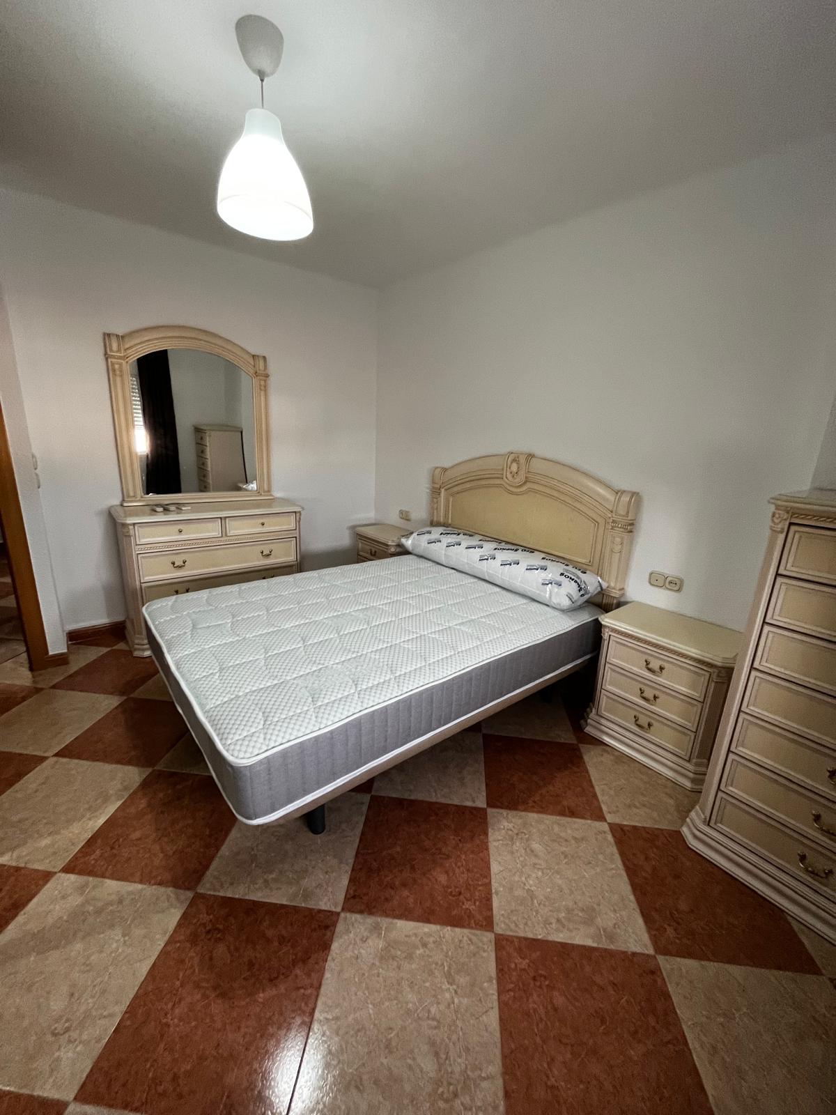 Piso en málaga sólo para compañeros. foto 6