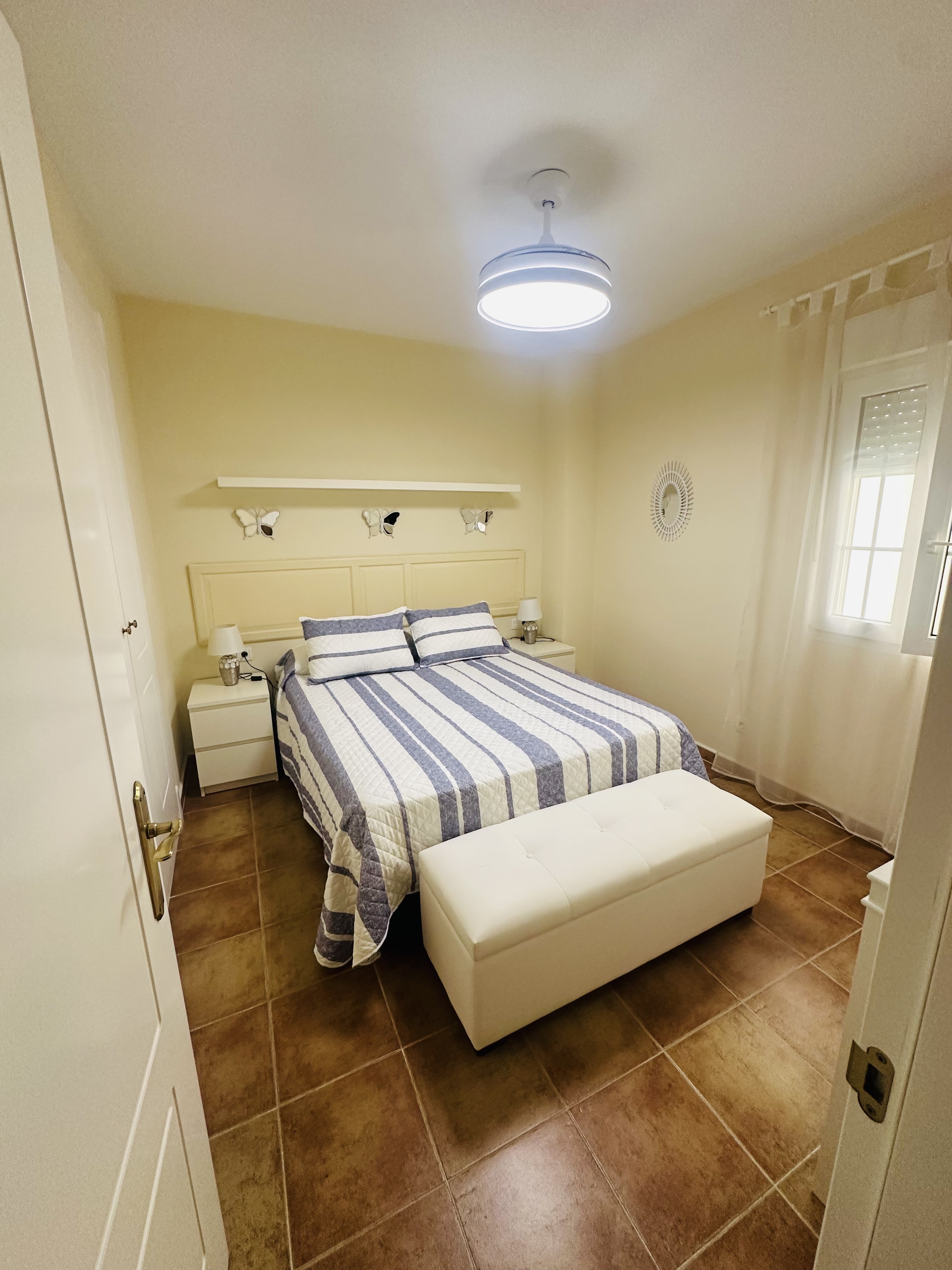 Alquiler Apartamento Punta Del Moral en Primera Línea Playa. foto 3
