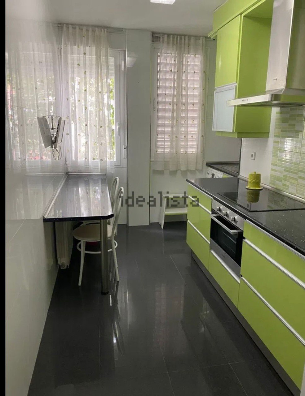 Se alquila habitación en distrito Hortaleza foto 3