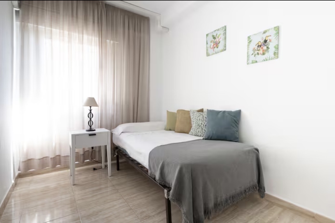 Piso de tres habitaciones en Marbella foto 7