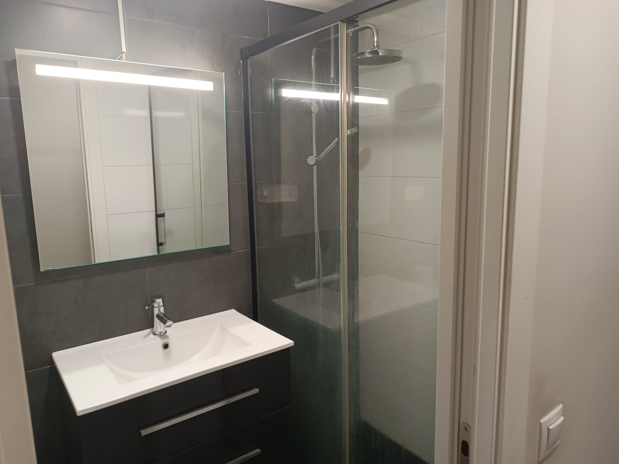 Alquiler habitación Madrid, puerta del Ángel foto 4