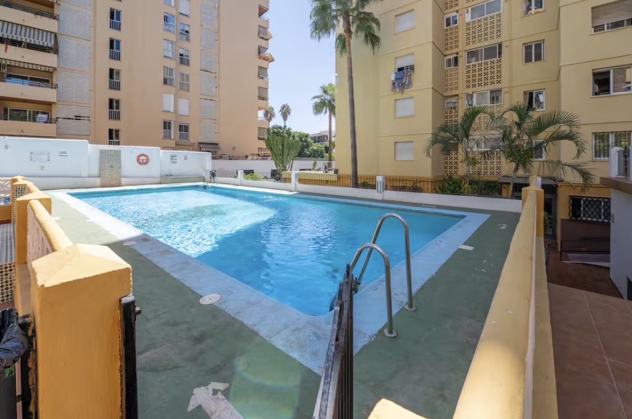 Piso de tres habitaciones en Marbella foto 12